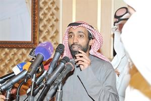 دعبيد الوسمي مخاطبا الحضور