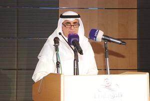 فاروق الزنكي ملقيا كلمته