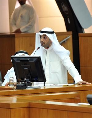 دنايف الحجرف متحدثا في مجلس الامة