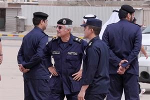 اللواء ابراهيم الطراح في مقددمة رجال الامن