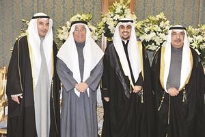 صالح الفلاح يقدم التهاني
