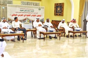 المحاضرون في ورشة العمل
