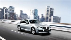 سيارة BMW الفئة السابعة M Edition
