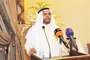 دبشير الرشيدي متحدثا
