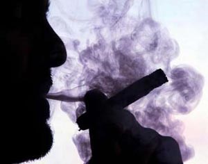 دراسة.. التدخين قد يعزز الإصابة بمرض انفصام الشخصية