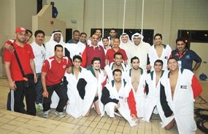 الشيخ خالد البدر متوسطا منتخب كرة الماء
