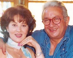 نور الشريف: أطلب من محبي ابنتي الدعاء لها.. وأتمنى أن أعود إلى بوسي 