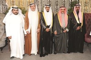 الشيخ دابراهيم الدعيج يبارك

