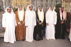 صطام الجلال والعقيد سيف الخرينج والجابر يهنئون
