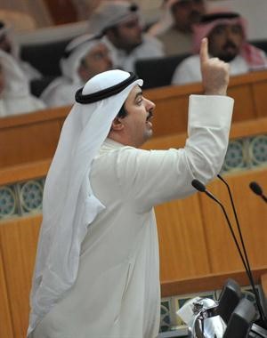 علي الراشد معترضا على الاكتفاء بمتحدثين﻿