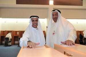  ومبارك الساير مدليا بصوته ﻿