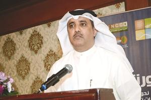 دصلاح المضحي ملقيا كلمته
