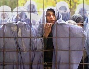 منظمة: السجن قد يكون مصير أفغانيات يشتكين من سوء معاملة الأزواج