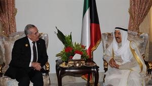 صاحب السمو الامير الشيخ صباح الاحمد مستقبلا الرئيس ميشال سليمان﻿