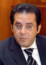 ايمن نور
