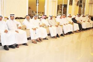 الحاضرون خلال حفل استقبال المطرقة