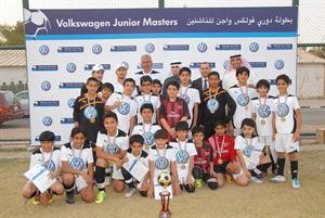 بعض الفرق المشاركة في البطولة
