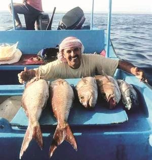 اشكال وانواع مختلفة من الاسماك
