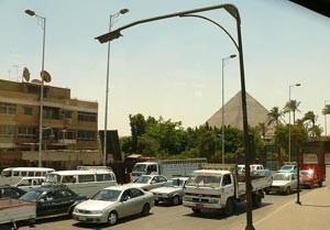 عروض مليونية من أثرياء الإخوان لشراء ملاهي الهرم