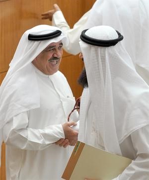 مصطفىالشمالي ونائب الرئيس خالد السلطان﻿