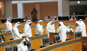دعبدالحميد دشتي ومحمد الصقر ونبيل الفضل ودوليد الطبطبائي واحمد لاري﻿