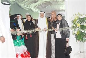 وزير الشؤون الاجتماعية والعمل الفريق احمد الرجيب يفتتح معرض الاسر المنتجة﻿