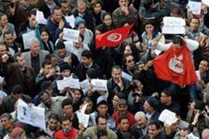 مواجهات عنيفة بين قوات الأمن التونسية ومتظاهرين وسط العاصمة تونس