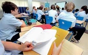 تجنيد تلاميذ للتجسس على المعلمين في مدارس بريطانية