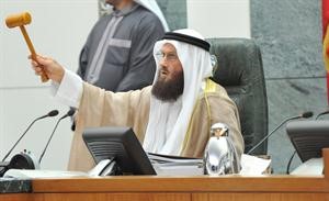 خالد السلطان اثناء رفع الجلسة﻿