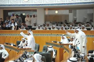 سالم النملان وبدر الداهوم يحتجان على القلاف﻿