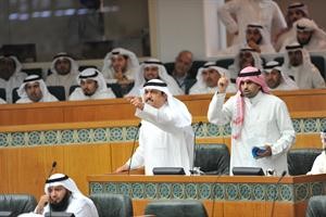 مسلم البراك وخالد الطاحوس يطلبان نقطة نظام﻿
