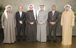 من اليمين الى اليسار عبدالرزاق العيسى وجاسم جاسم وحسن السويدي وسلمان البدران وداني دويك وفهد الفهد﻿