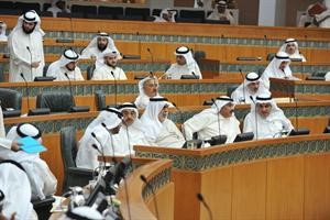 محمد الصقر والشيخ صباح الخالد والشيخ احمد الخالد واحمد الرجيب وعلي الدقباسي﻿