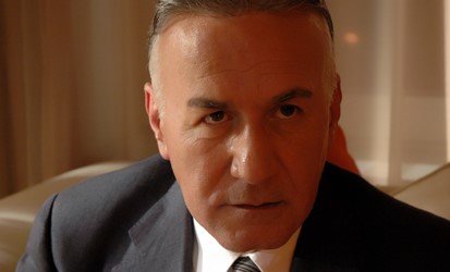 عزت ابوعوف