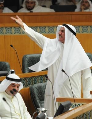 عدنان المطوع منفعلا