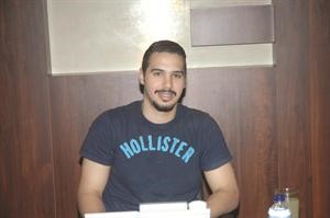 نجم يد الكويت ومنتخب الشباب الواعد عبدالرحمن البالول في ديوانية الانباء حسن حسيني