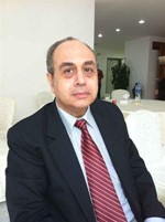 دمدحت عبدالعزيز