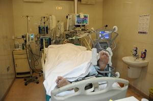 سمير سعيد في العناية المركزة