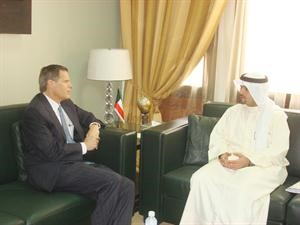 الوزير الصالح خلال مباحثاته مع السفير الاميركي