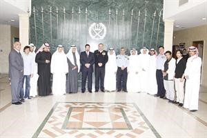 دحمد الدعيج خلال لقائه مدير الامن العام الاردني بحضور عدد من الدارسين بالاردن﻿