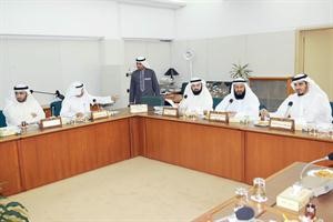 بدر الداهوم ومحمد هايف ودوليد الطبطبائي ومحمد الدلال اثناء انعقاد لجنة الظواهر السلبية﻿