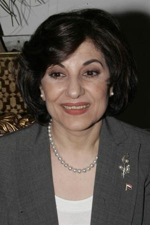 دبثينة شعبان