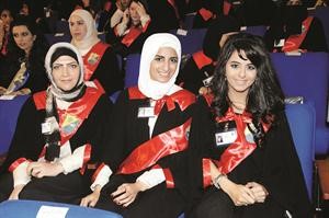 جانب من الخريجات﻿