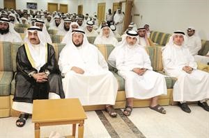 الخرافي والدبوس يتقدمان الحضور﻿