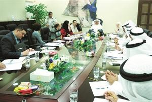 م فيصل الصديقي مترئسا الاجتماع مع الشركات العاملة في الامن الغذائي والانتاج الحيواني﻿
