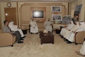 جانب من اجتماع دعلي العبيدي مع رئيس واعضاء اتحاد مستوردي الادوية﻿