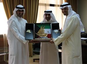 الوزير مكرما الشيخ نمر الصباح
