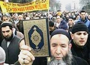 ظهور شريط فيديو يهدد السلفيين في ألمانيا.. وناشطة: التمييز ضد مسلمي أميركا أسوأ مما حصل للسود