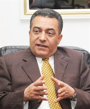 مصطفى باهية﻿