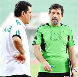 فرص البرتغالي روماو في البقاء مع العربي كبيرة﻿